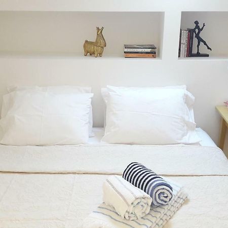 リスボンModern Cosy Flat With Terrace In Campo De Ourique.アパートメント エクステリア 写真