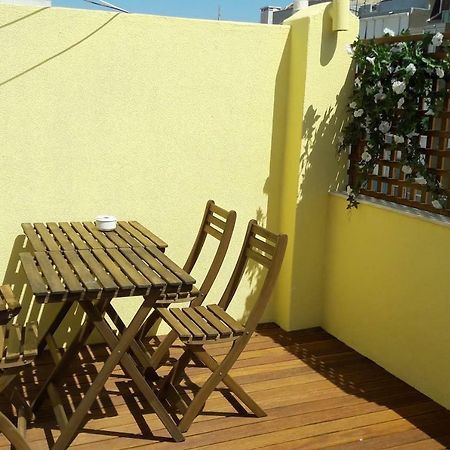 リスボンModern Cosy Flat With Terrace In Campo De Ourique.アパートメント エクステリア 写真
