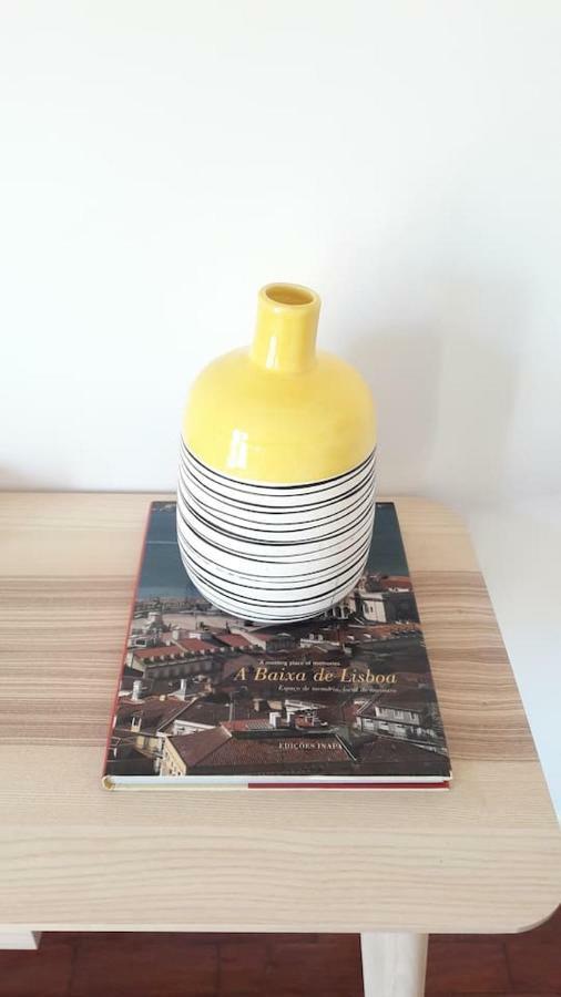 リスボンModern Cosy Flat With Terrace In Campo De Ourique.アパートメント エクステリア 写真