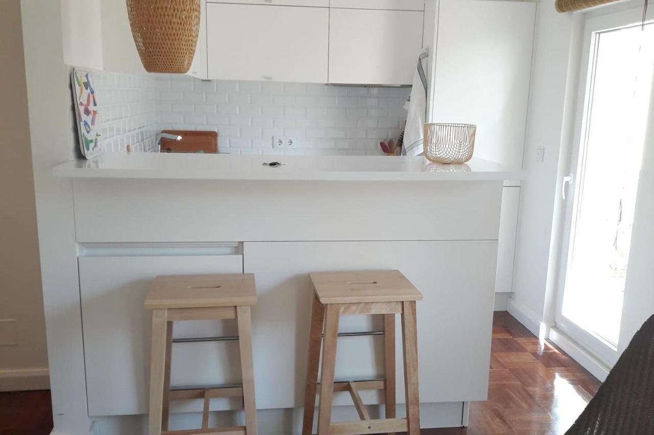 リスボンModern Cosy Flat With Terrace In Campo De Ourique.アパートメント エクステリア 写真