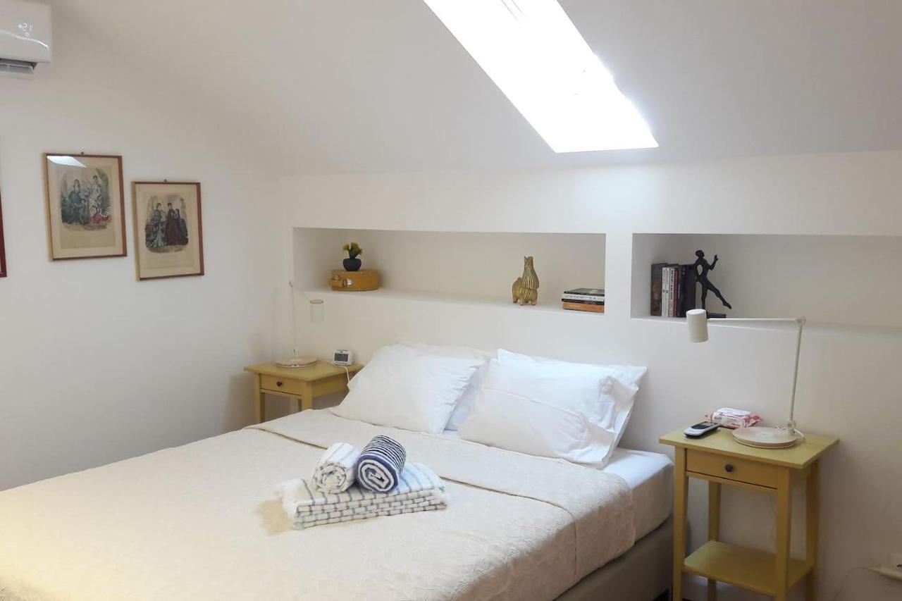 リスボンModern Cosy Flat With Terrace In Campo De Ourique.アパートメント エクステリア 写真